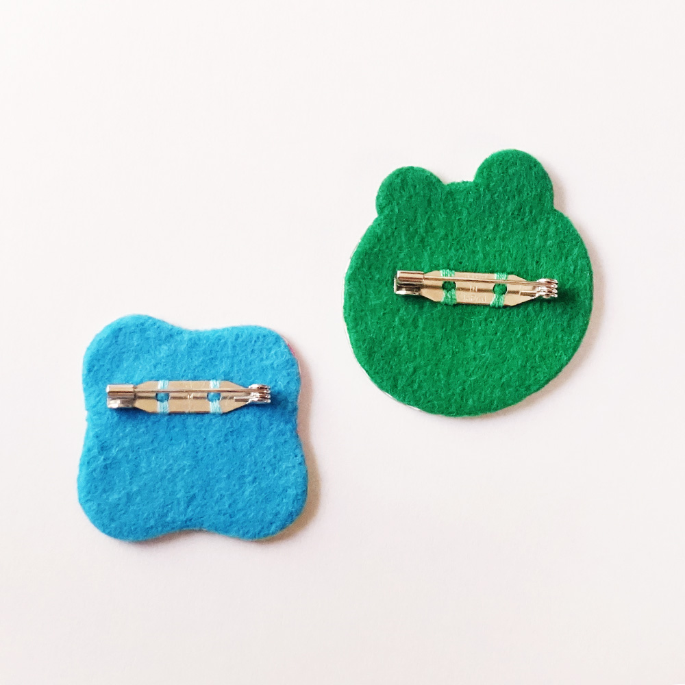 ブローチ団「はるくま」と「いろどり」